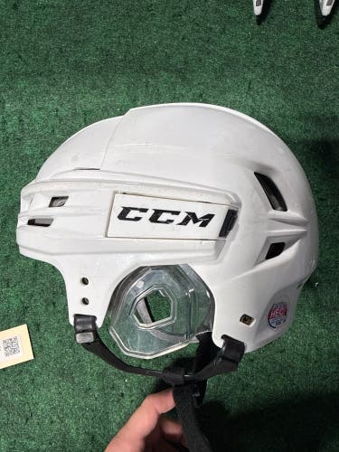 White Small CCM Tacks 910 Helmet (Used)