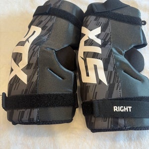 Large Youth STX Stallion 75 Arm Pads (Used)
