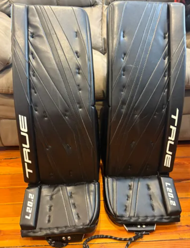 34" + 2" True L20.2 Pro Goalie Leg Pads Pro Stock (Used)