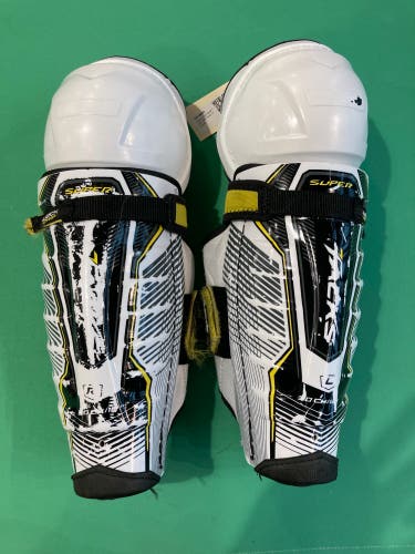 Junior CCM Super Tacks Shin Pads 12" (Used)