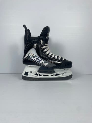 Used Size 7 Regular Senior CCM JetSpeed FT8 Pro Stock Hockey Skates - White