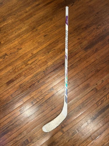 Junior Bauer Pulse 2 Left Hand Hockey Stick P28 50 Flex (Used)