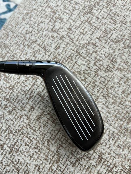 Men's 2023 Titleist TSR3 Right Handed Hybrid Stiff Flex 4H