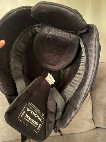 Junior Large True Catalyst 9x4 Hockey Pants (Used)
