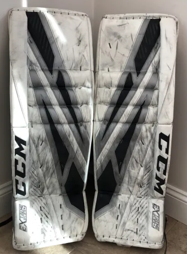 34" + 1.5" CCM EFlex4 Goalie Leg Pads Pro Stock (Used)