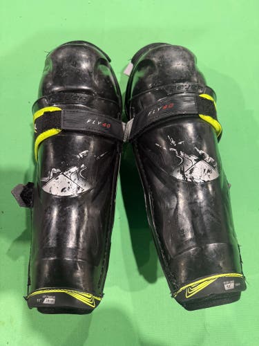 Junior Bauer Vapor Fly40 Shin Pads 11" (Used)