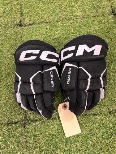 Black Youth CCM AS580 Gloves 8" (Used)