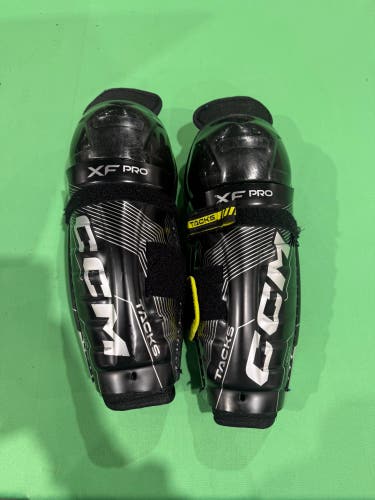 Junior CCM Tacks XF Pro Shin Pads 10" (Used)