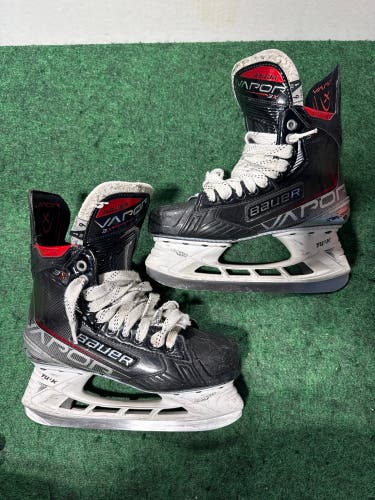 Intermediate Bauer Vapor 3X Hockey Skates (Fit 1) Size 6 (Used)