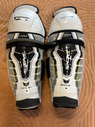 Junior CCM Tacks 4052 Shin Pads 12" (Used)