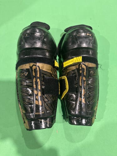 Junior CCM Tacks AS-V Pro Shin Pads 10" (Used)