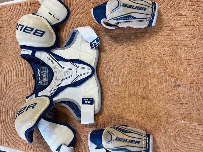 Junior Bauer Nexus 7000 Shoulder Pads + Elbows (Used)