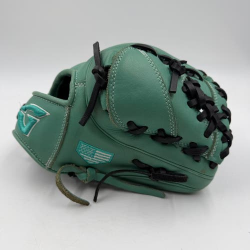 Going Yard 11.5 Pitchers Infield Baseball Glove