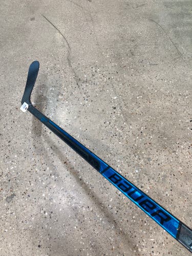 Intermediate Bauer Nexus Freeze Pro+ Hockey Stick Right Handed 50 Flex (Used)
