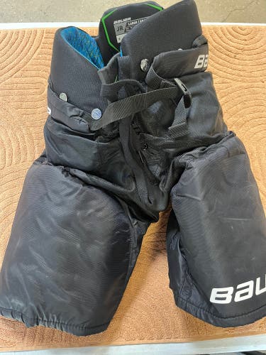 Black Junior Large Bauer X Hockey Pants (Used)