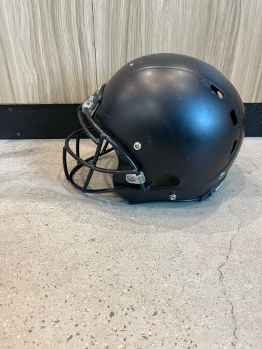 Youth Medium Xenith X2E+ Helmet (Used)