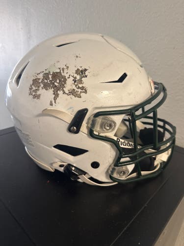 White Adult Large Riddell SpeedFlex Helmet (Used)