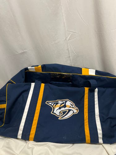 Nashville predators Pro stock Bag
