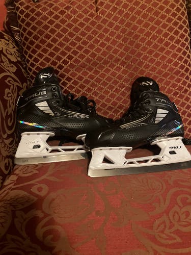 2024 True Catalyst 9x4 Hockey Goalie Skates Regular Width 8 (Used)