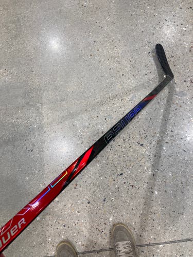 Senior Bauer Nexus Tracer Hockey Stick Left Hand P28 65 Flex (Used)