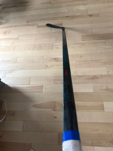 Junior CCM Vizion Left Hand Hockey Stick P29 50 Flex (Used)