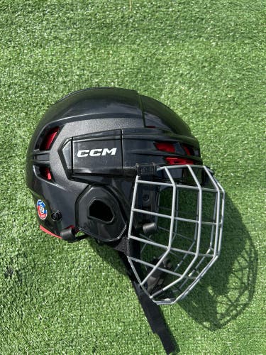Junior CCM Tacks 70 Helmet