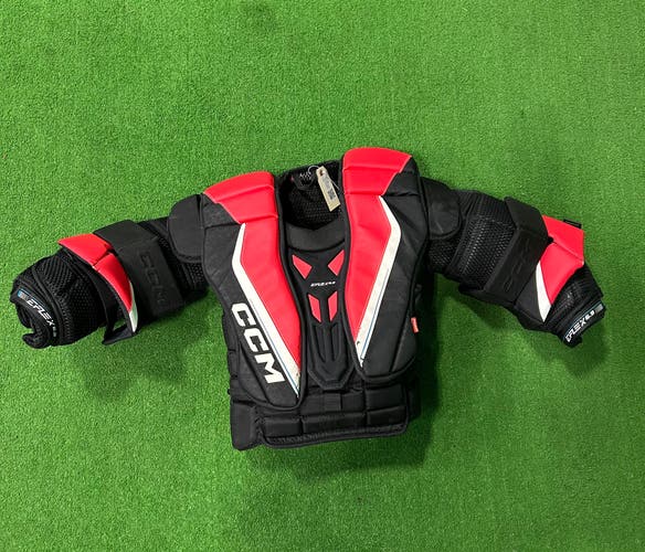 Intermediate Small CCM EFlex 6.9 Goalie Chest Protector (Used)