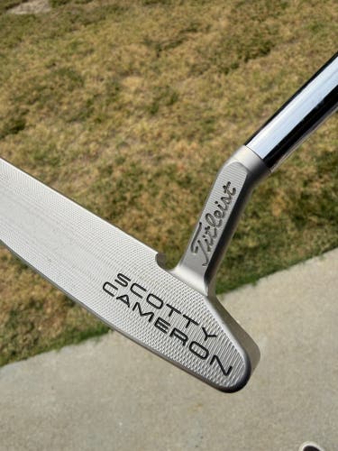 Scotty Cameron Scotty Cameron Select Newport 2 Right Handed Putter 35" (Used)