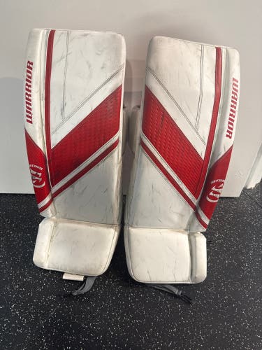 White & Red Intermediate Warrior Ritual G6 E+ Goalie Leg Pads (Used) | 30"+1"