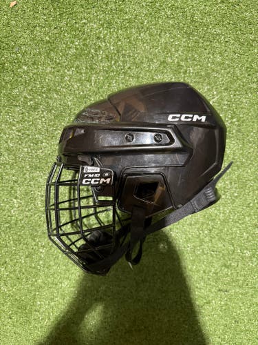 CCM XT10 Helmet | XS w/ Cage