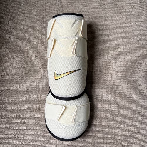 NIKE Diamond Elite Baseball Double Extended Elbow Guard Cream Gold