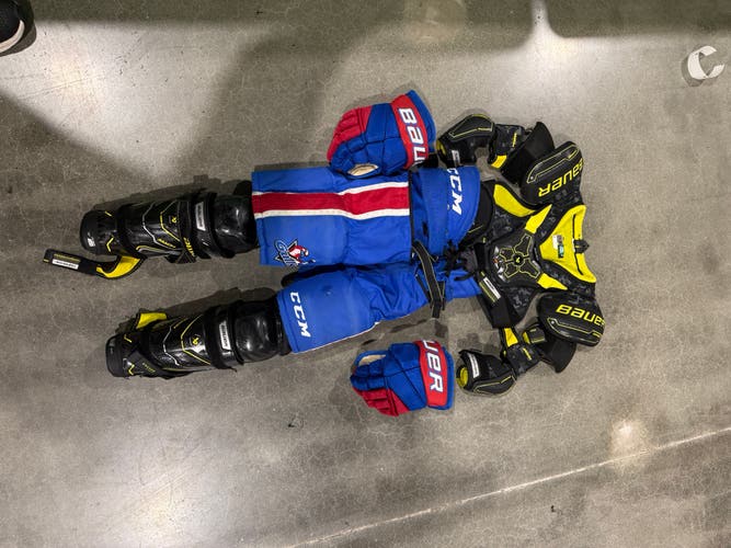Bauer Starter Kit (Used) - Youth M/L
