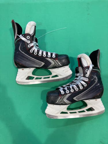 Bauer Vapor X70 Hockey Skates Regular Width Size 4 (Used)