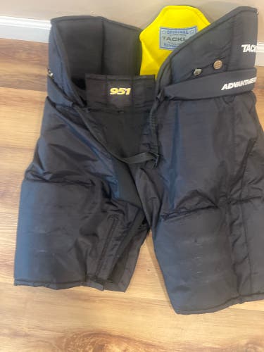 Men's Senior XXL Tackla 951 Advantage Hockey Pants (Used)