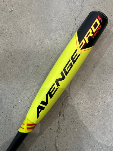 2024 AXE Avenge Pro Composite Bat USSSA Certified (-10) 20 oz 30" (Used)