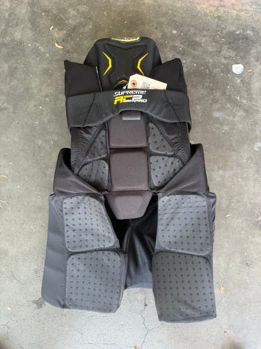 Senior Large Bauer Supreme ACP Pro Hockey Pants (Used)