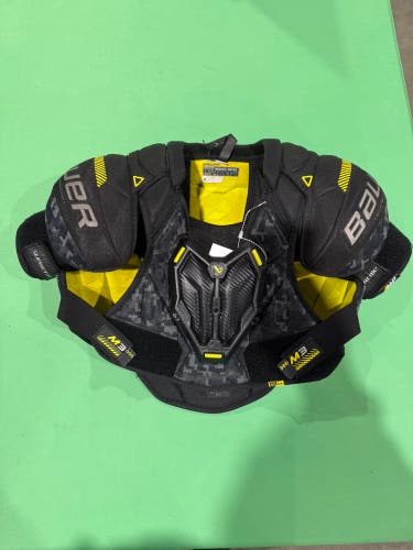 Medium Intermediate Bauer Supreme M3 Shoulder Pads (Used)