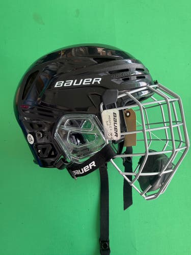 Black Small Bauer Re-Akt 85 Helmet (Used)