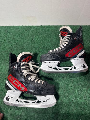 Intermediate CCM JetSpeed FT670 Hockey Skates (Regular) Size 6.5 (Used)