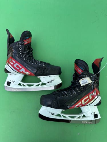 Mint Condition Senior CCM JetSpeed FT6 Pro Hockey Skates Wide Width 7.5