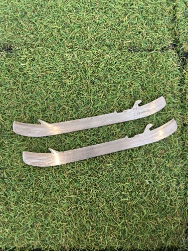 Bauer LS Replacement Steel Blades 212mm (Used)