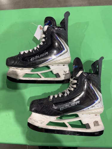Senior Bauer Vapor Flylite Hockey Skates 10 (Used)
