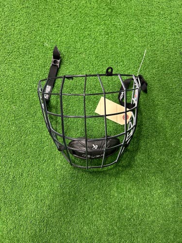 Senior Large Bauer True Vision Full Cage (Used)