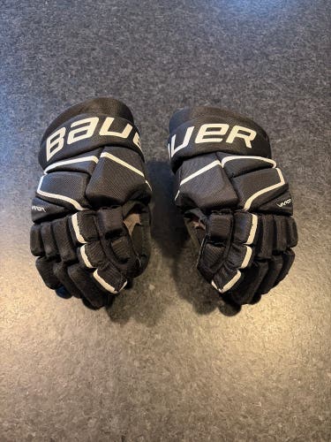 Bauer Vapor Volt Gloves 10" (Used)