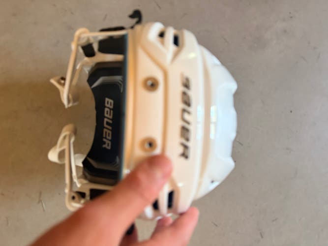 Small Bauer Re-Akt 55 Helmet (New)