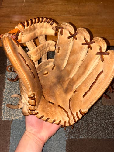 Rawlings Heart of the Hide RH Outfield Baseball Glove 12.75" (Used)