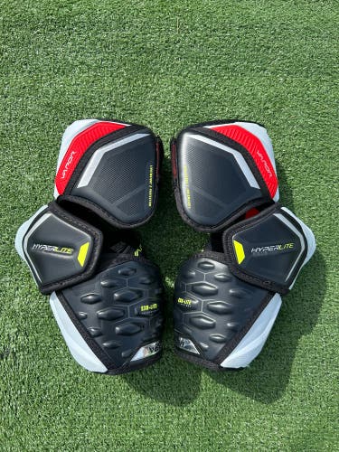 Senior Medium Bauer Vapor Hyperlite Elbow Pads