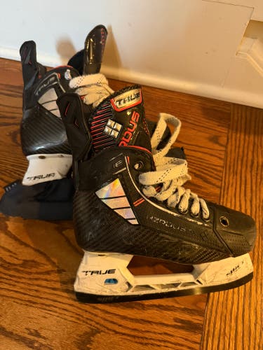 2023 True HZRDUS 9x Hockey Skates Size 1.5 (Used)