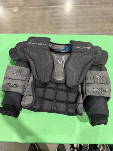 Intermediate XS Bauer Elite Goalie Chest Protector (Used)