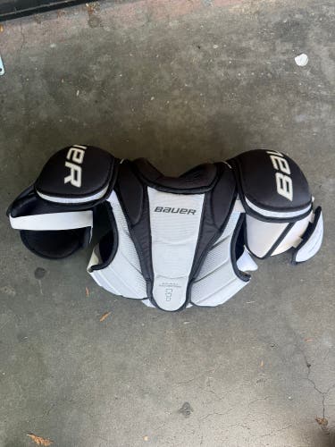 Small Senior Bauer Pro Series Shoulder Pads (Used)